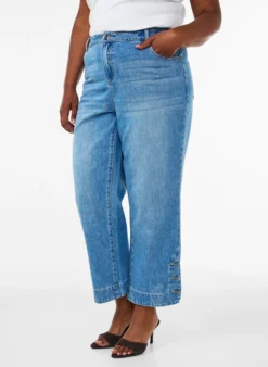 Kurze Kiana Jeans mit gerader Passform und Knopfdetails