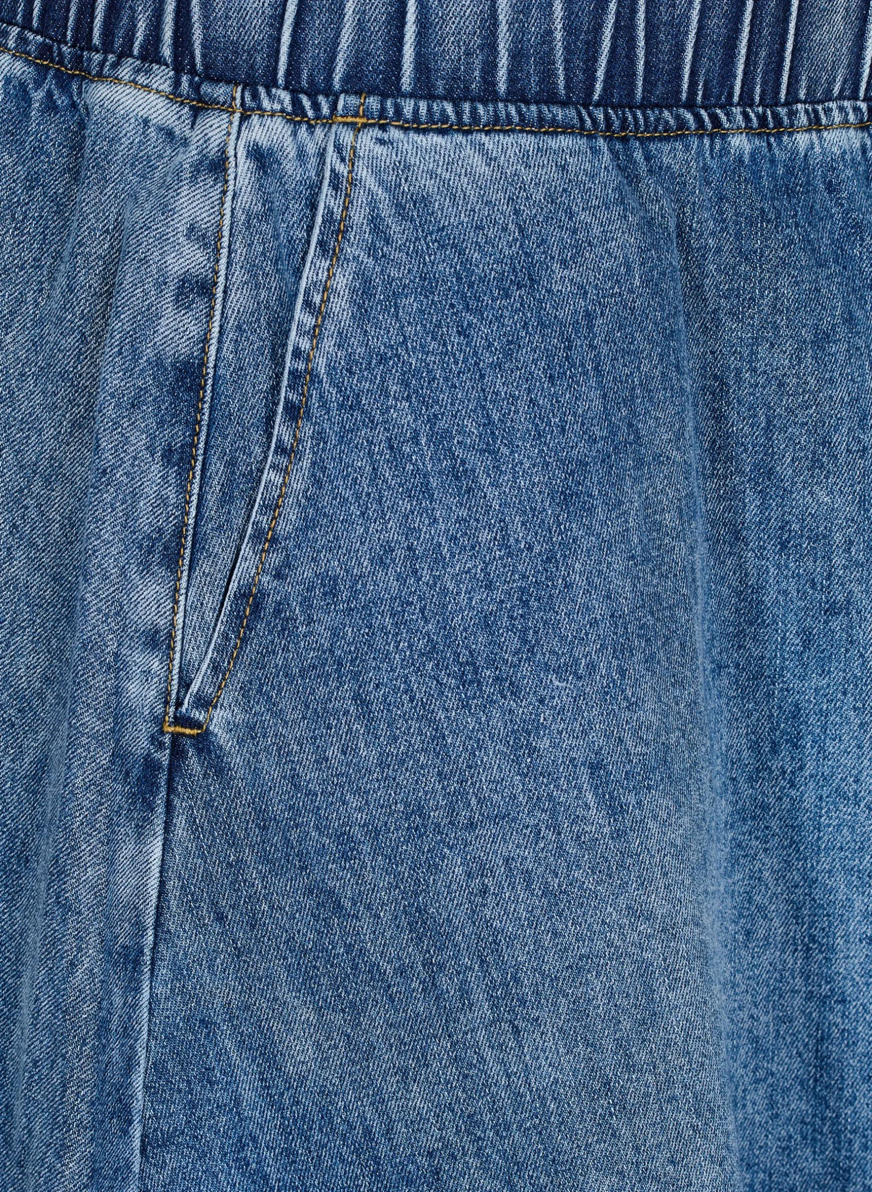 Kurzer Jeans-Skaterrock