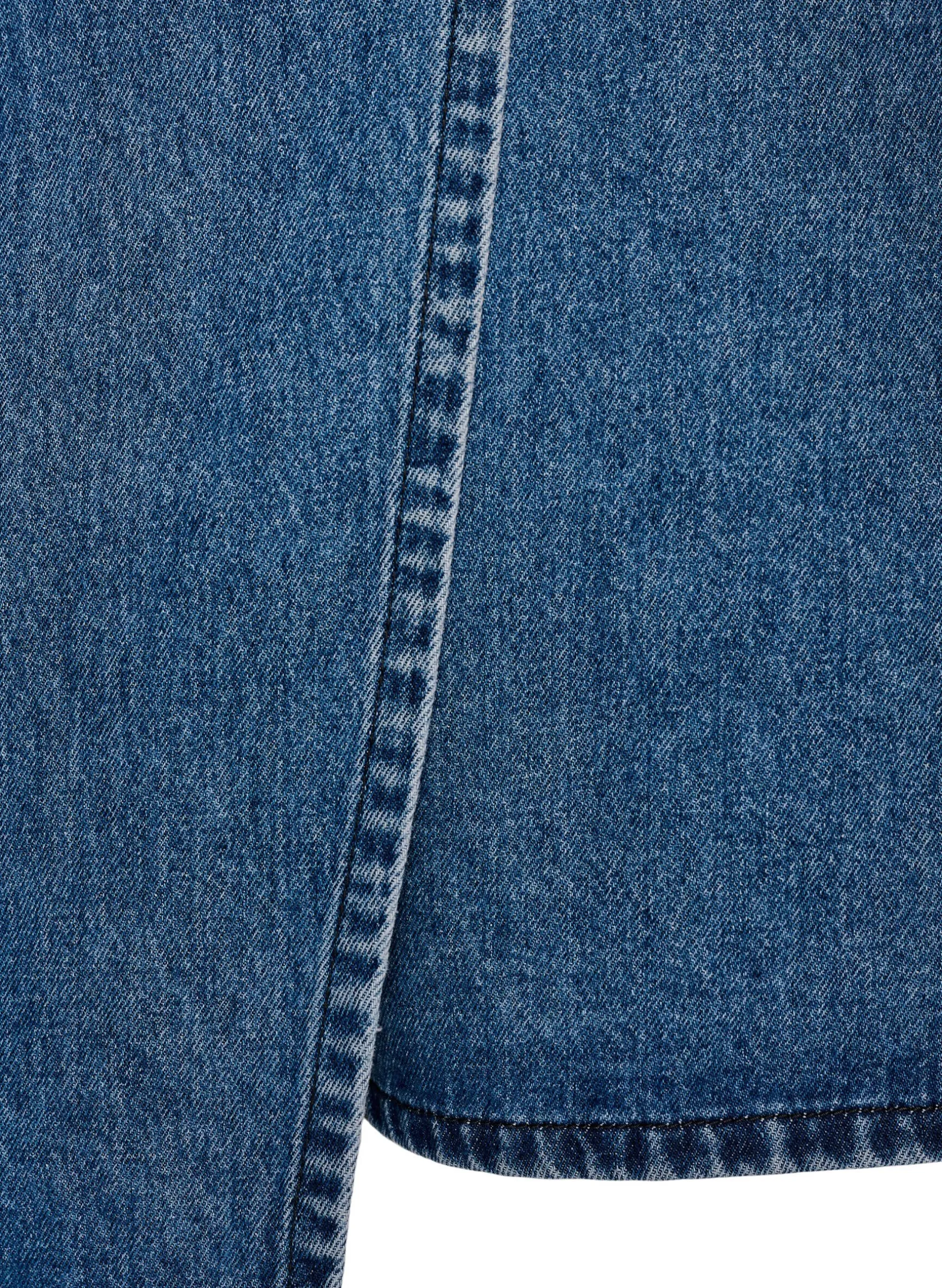 Kurzer Rock in A-Linie aus Denim