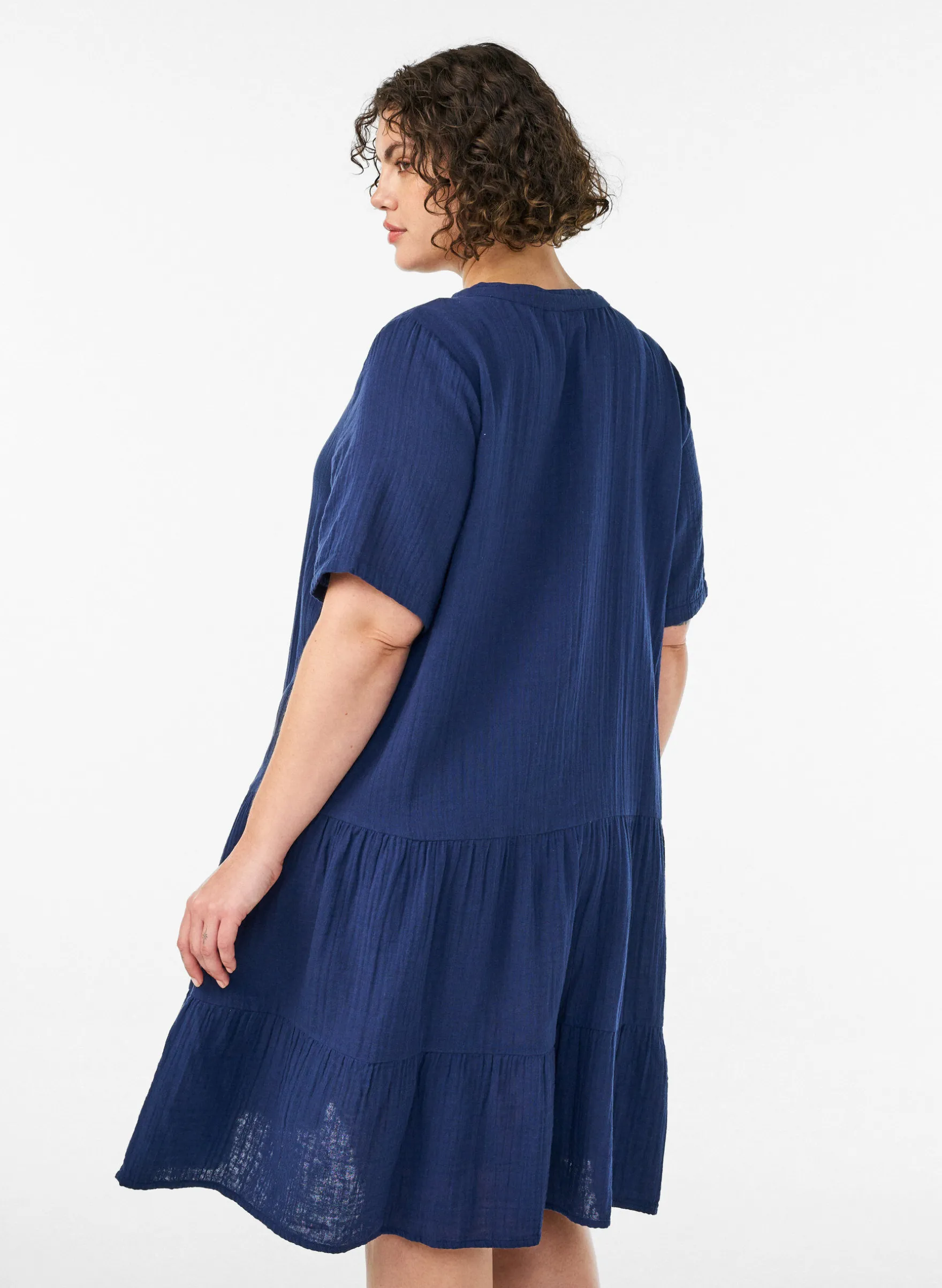 Kurzes A-Linien-Kleid aus Baumwollmusselin