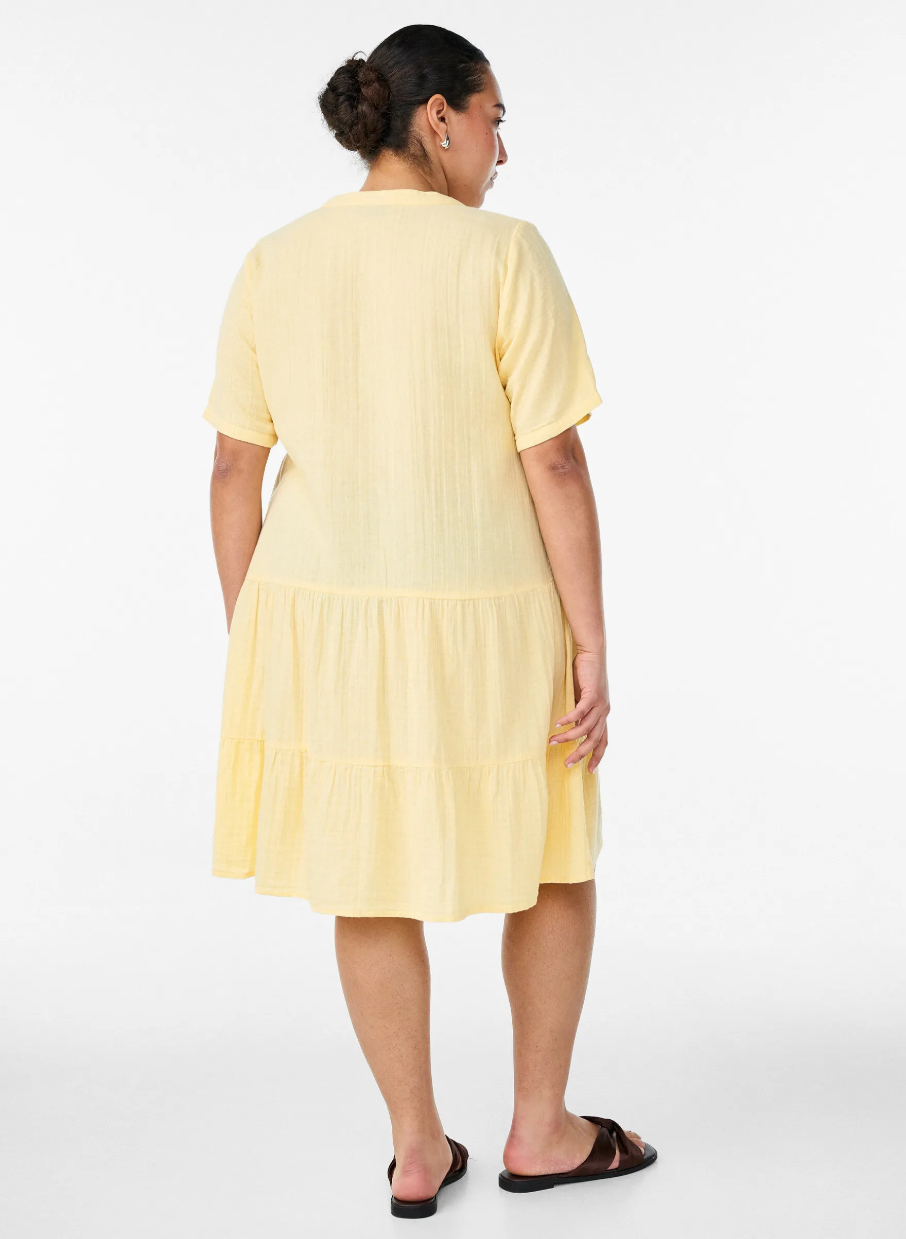 Kurzes A-Linien-Kleid aus Baumwollmusselin