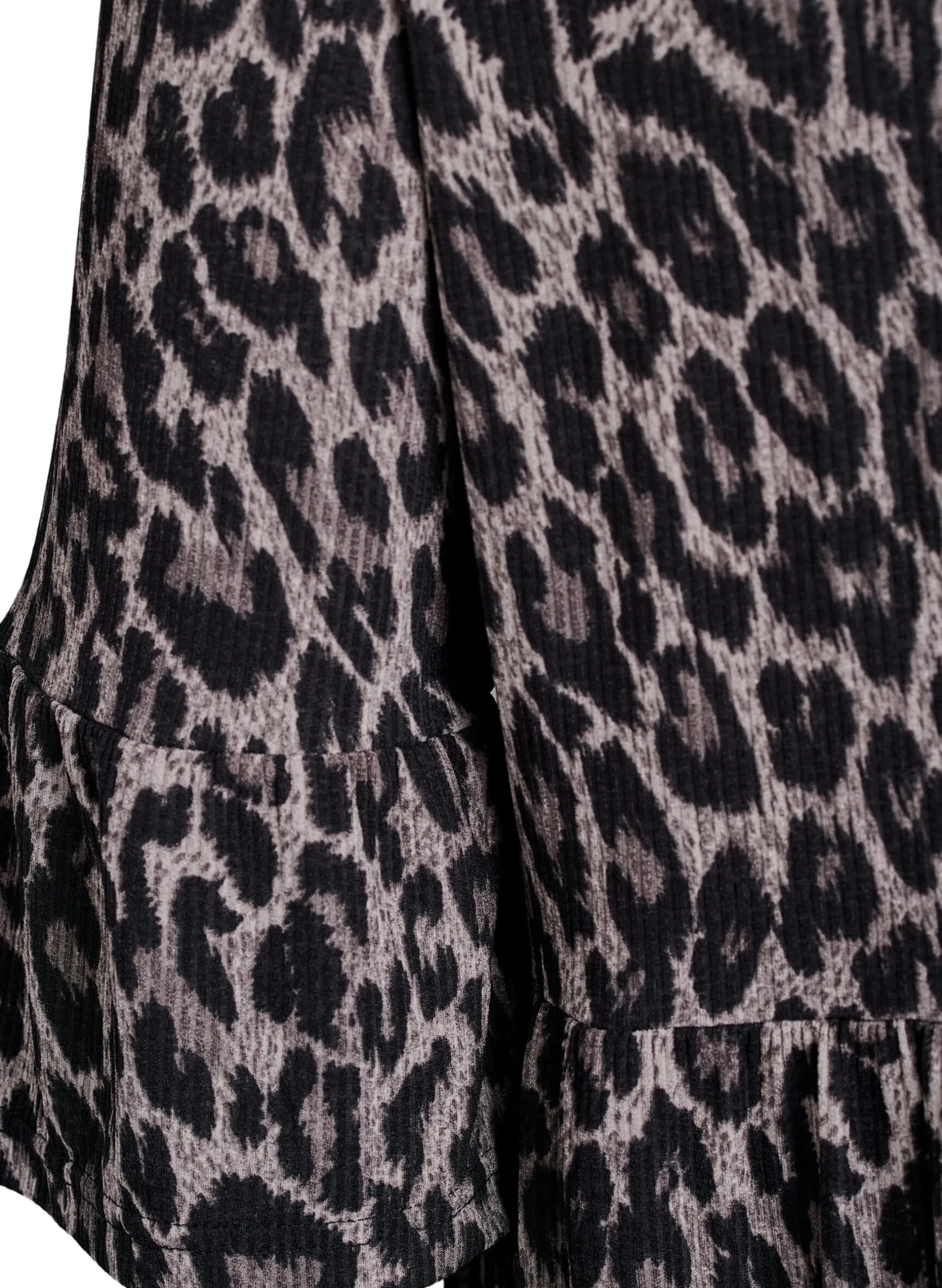 Kurzes A-Linien-Kleid mit Leopardenmuster
