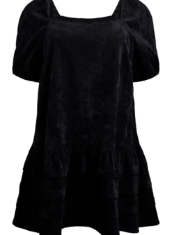 Kurzes Cordkleid mit eckigem Ausschnitt