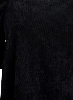 Kurzes Cordkleid mit eckigem Ausschnitt