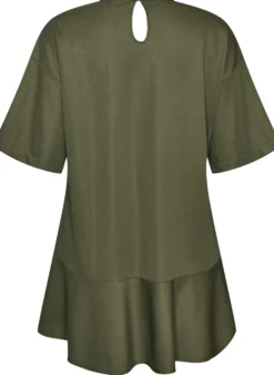 Kurzes Kleid mit lockerer Passform und Rüschensaum