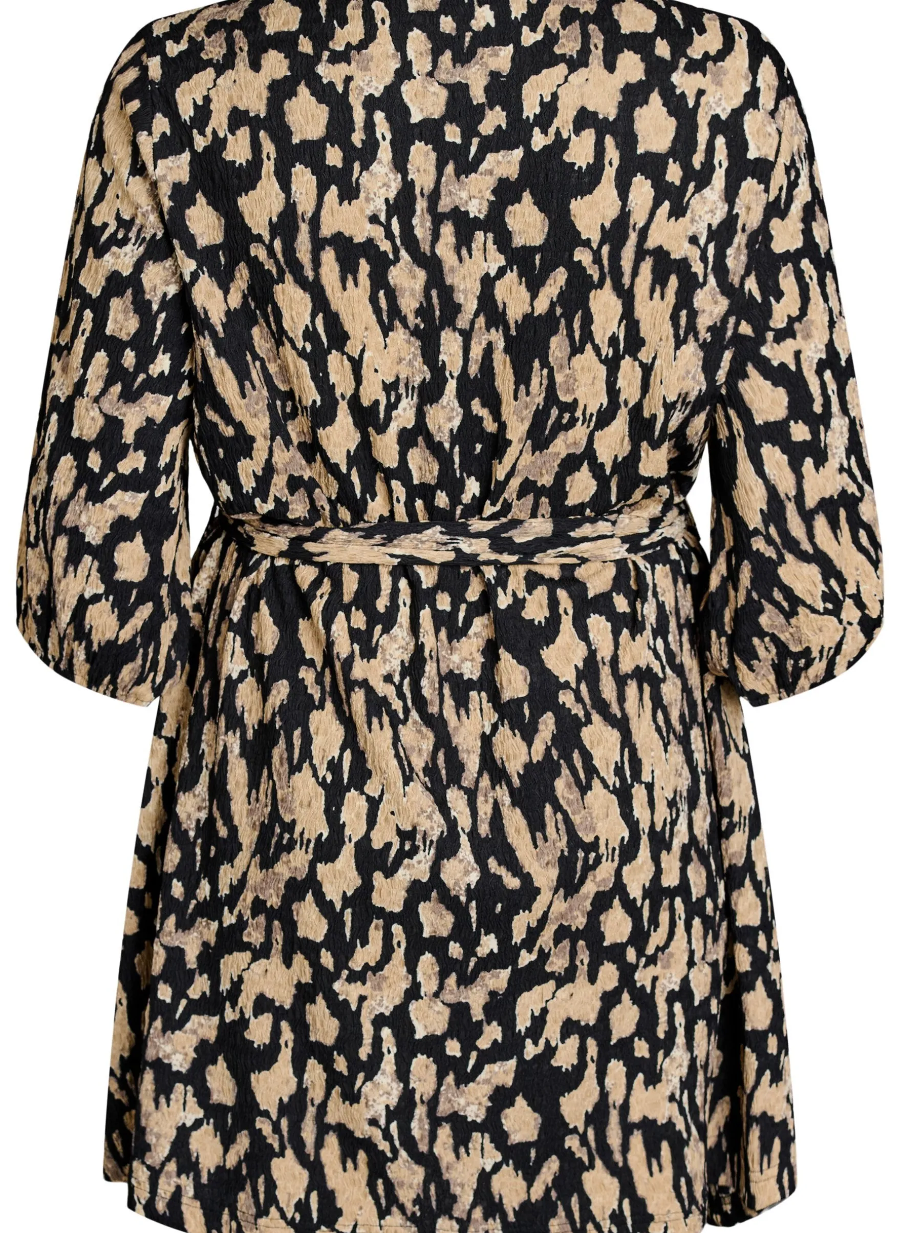 Kurzes Kleid mit 3/4-Ärmeln und Muster