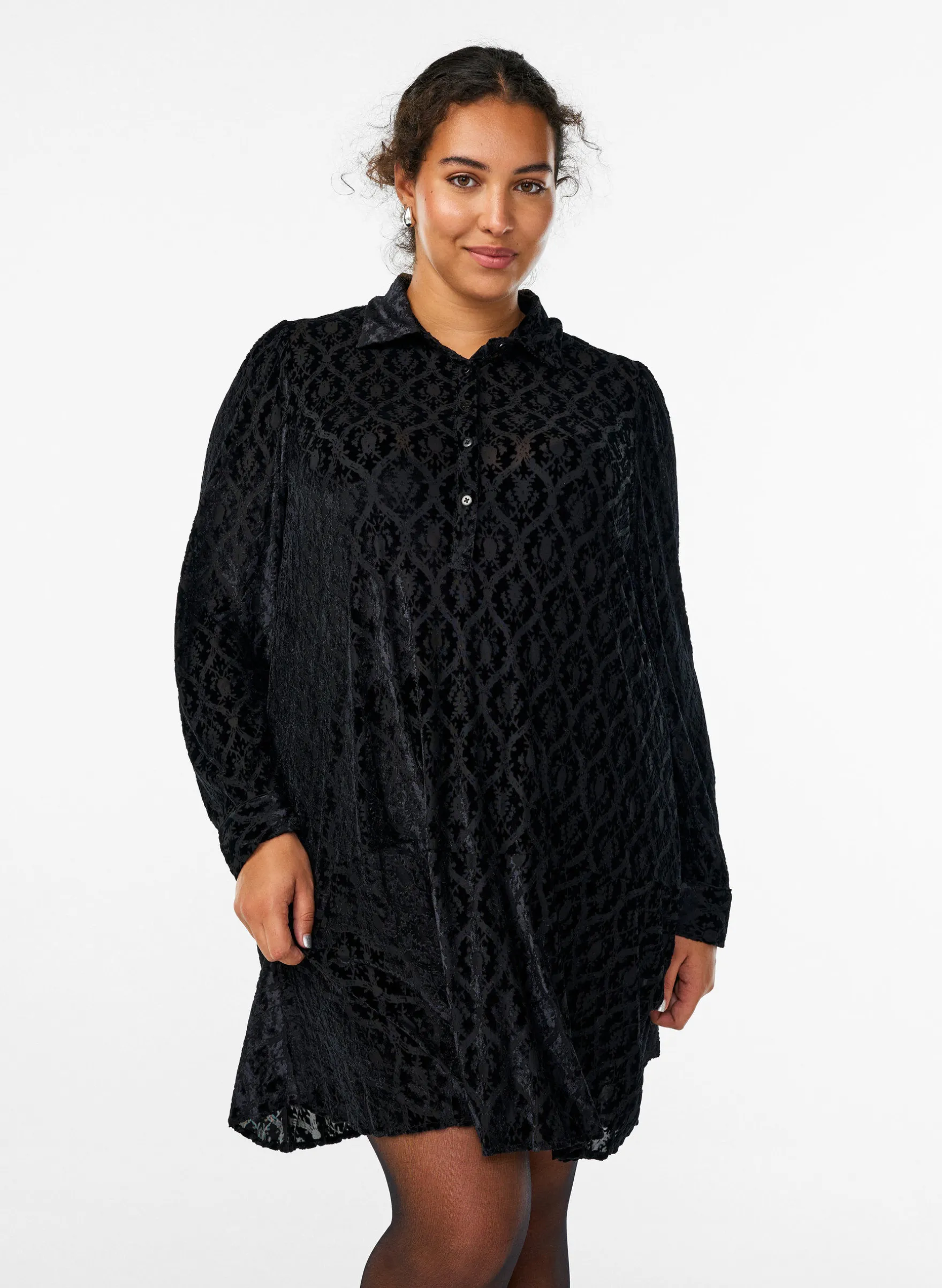 Kurzes Kleid mit Veloursmuster