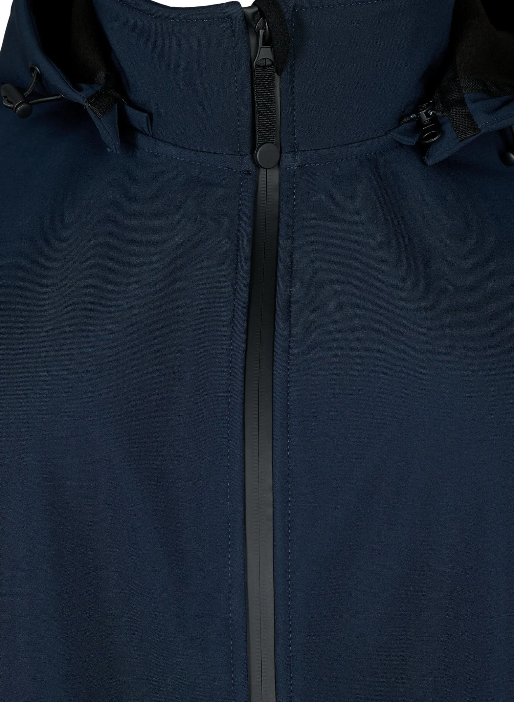 Kurze Softshell-Jacke mit abnehmbarer Kapuze