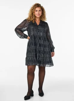 Kurzes Partykleid mit Glitzermuster