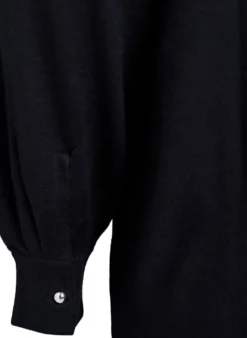 Kurzes Strickkleid mit Raglanärmeln