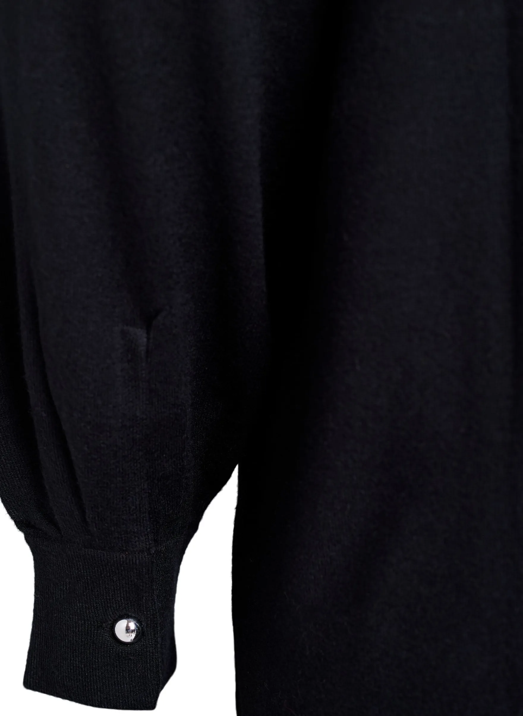 Kurzes Strickkleid mit Raglanärmeln
