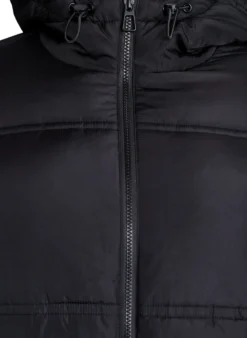 Kurze Steppjacke mit Kapuze und Zwei-Wege-Reißverschluss