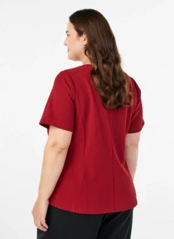 Kurzärmelige Bluse mit formgebenden Abnähern