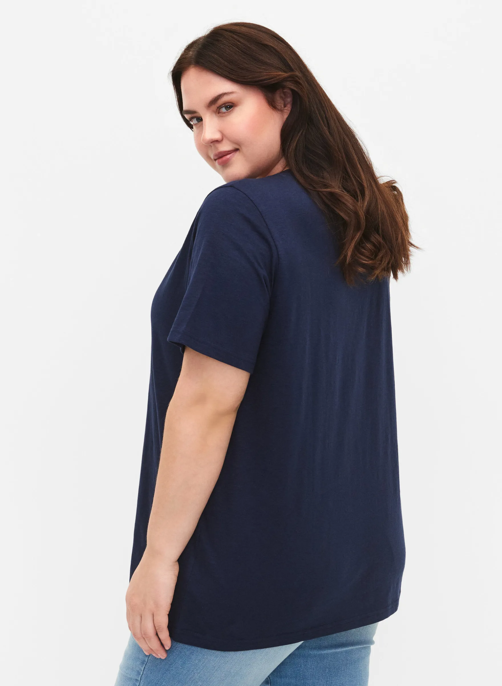 Kurzärmeliges Basic T-Shirt mit V-Ausschnitt