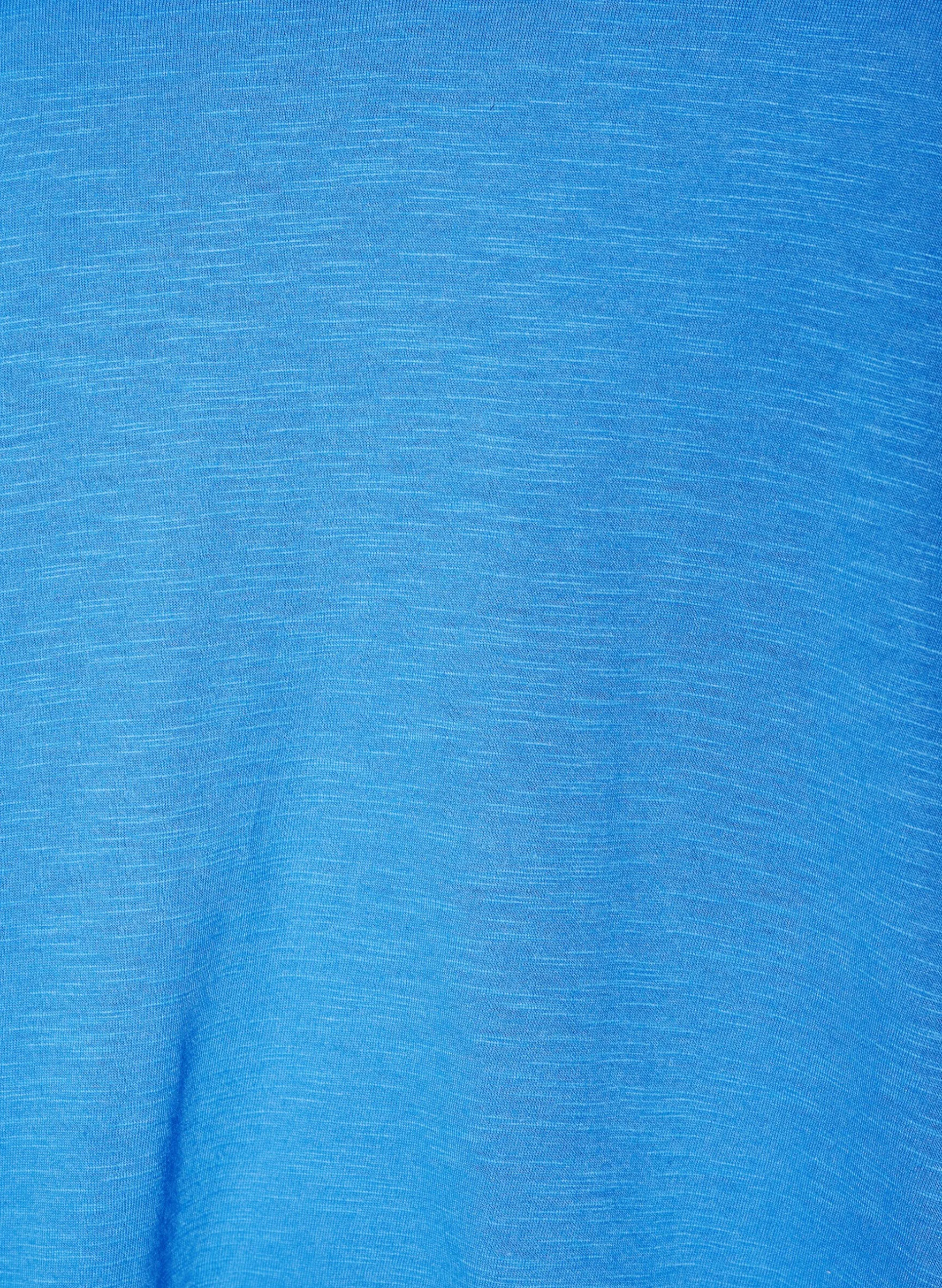Kurzärmeliges Basic T-Shirt mit V-Ausschnitt
