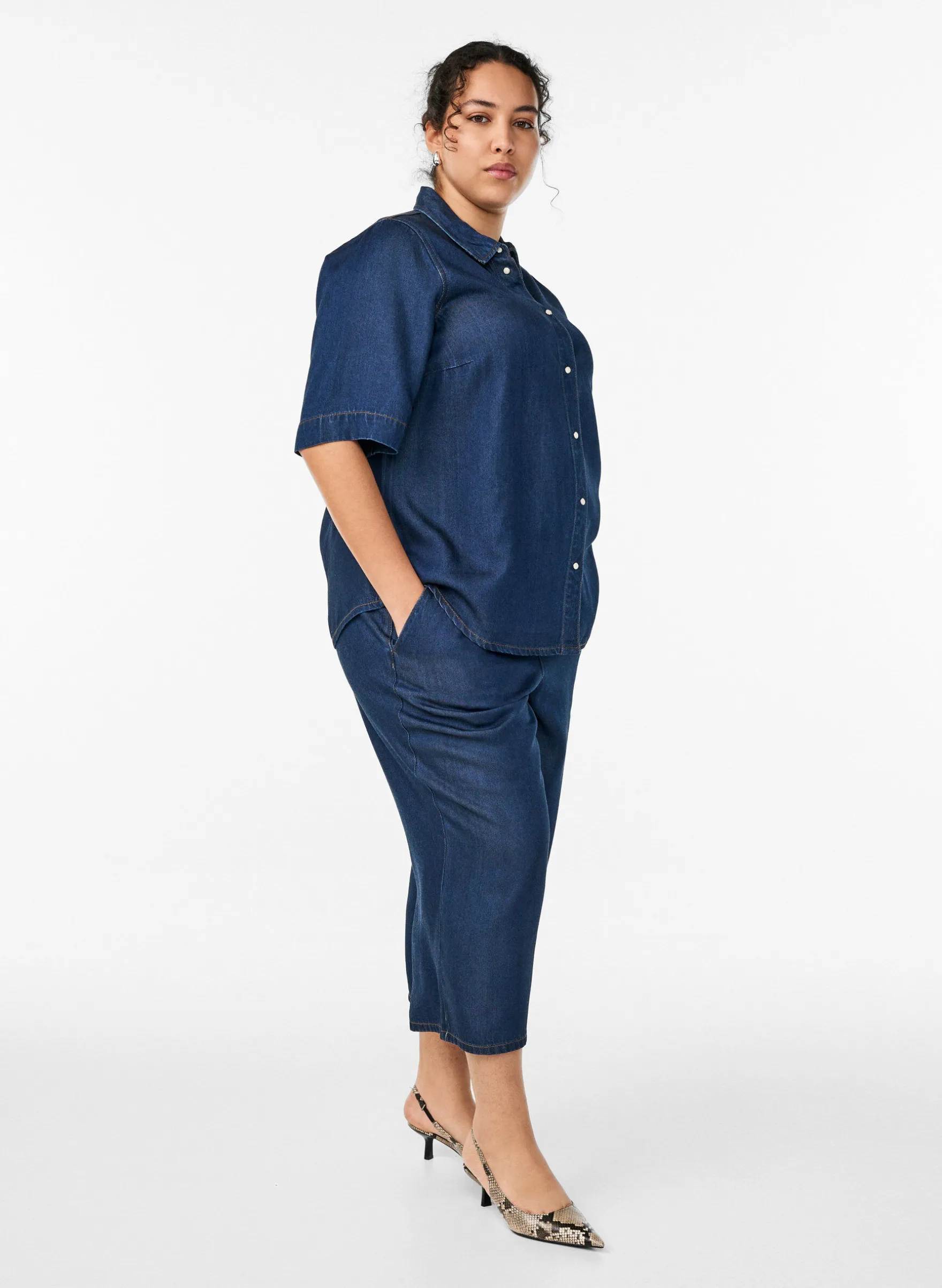 Kurzärmeliges Hemd aus Lyocell in Jeans-Optik