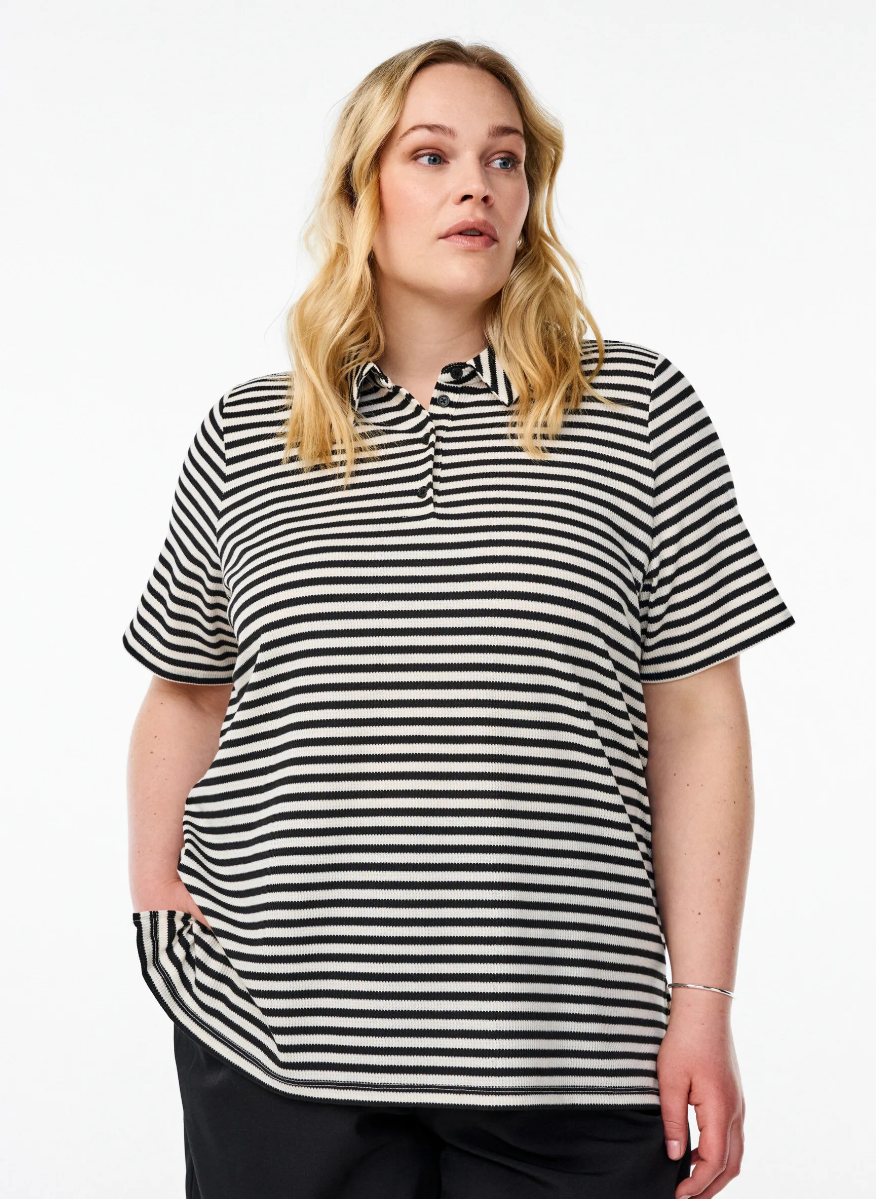 Kurzärmeliges Poloshirt mit Streifen