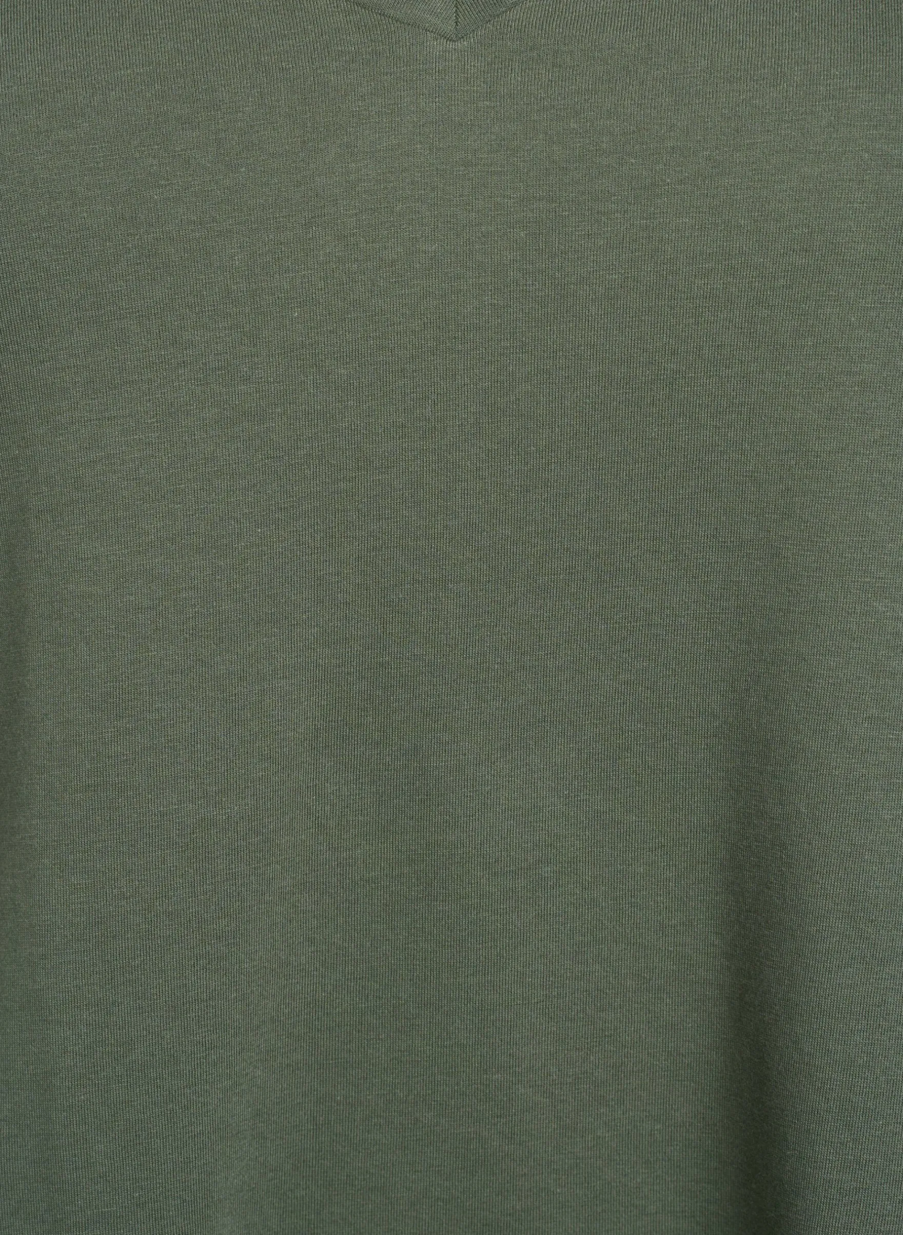 Kurzärmeliges T-Shirt mit V-Ausschnitt