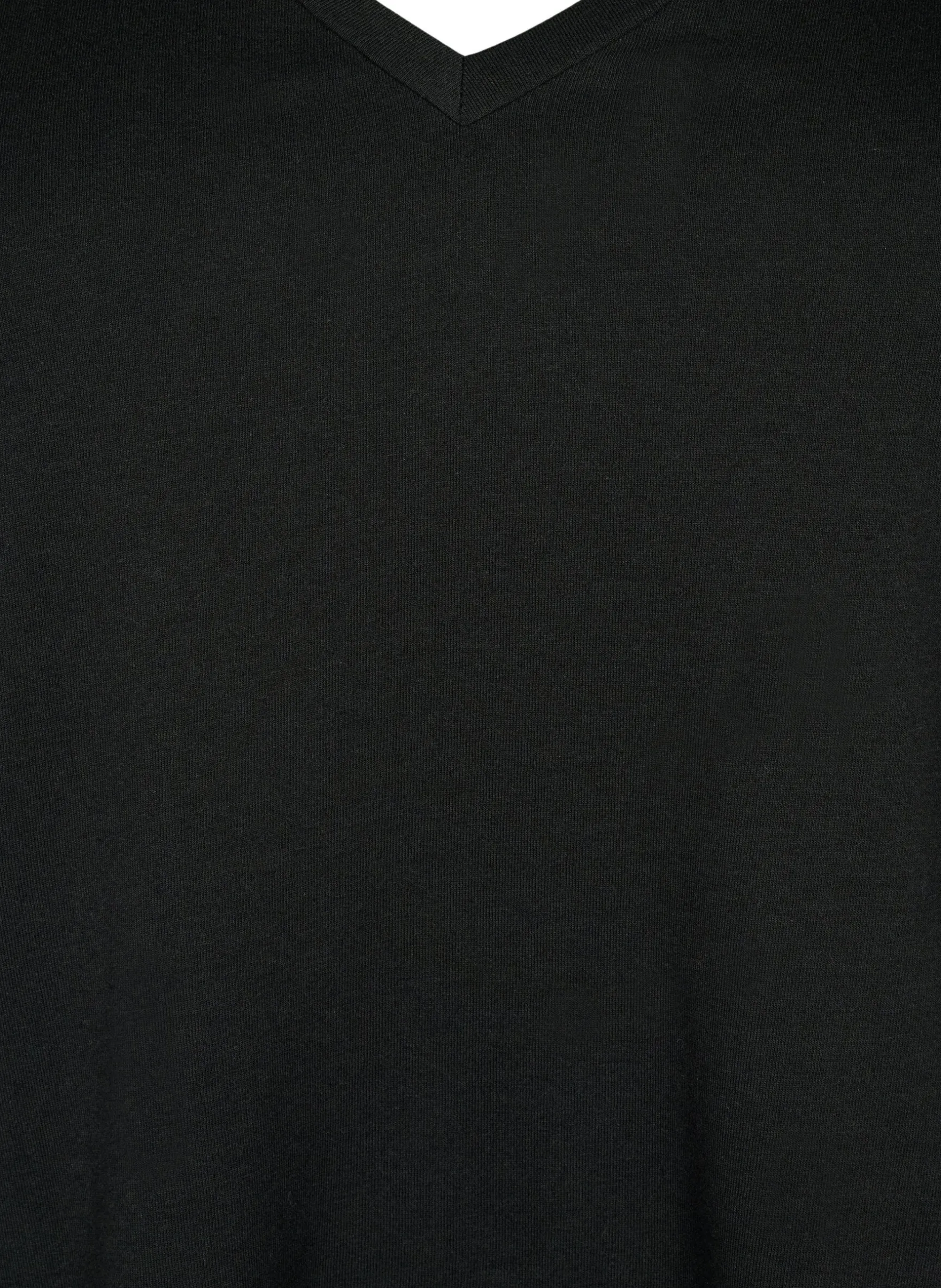 Kurzärmeliges T-Shirt mit V-Ausschnitt
