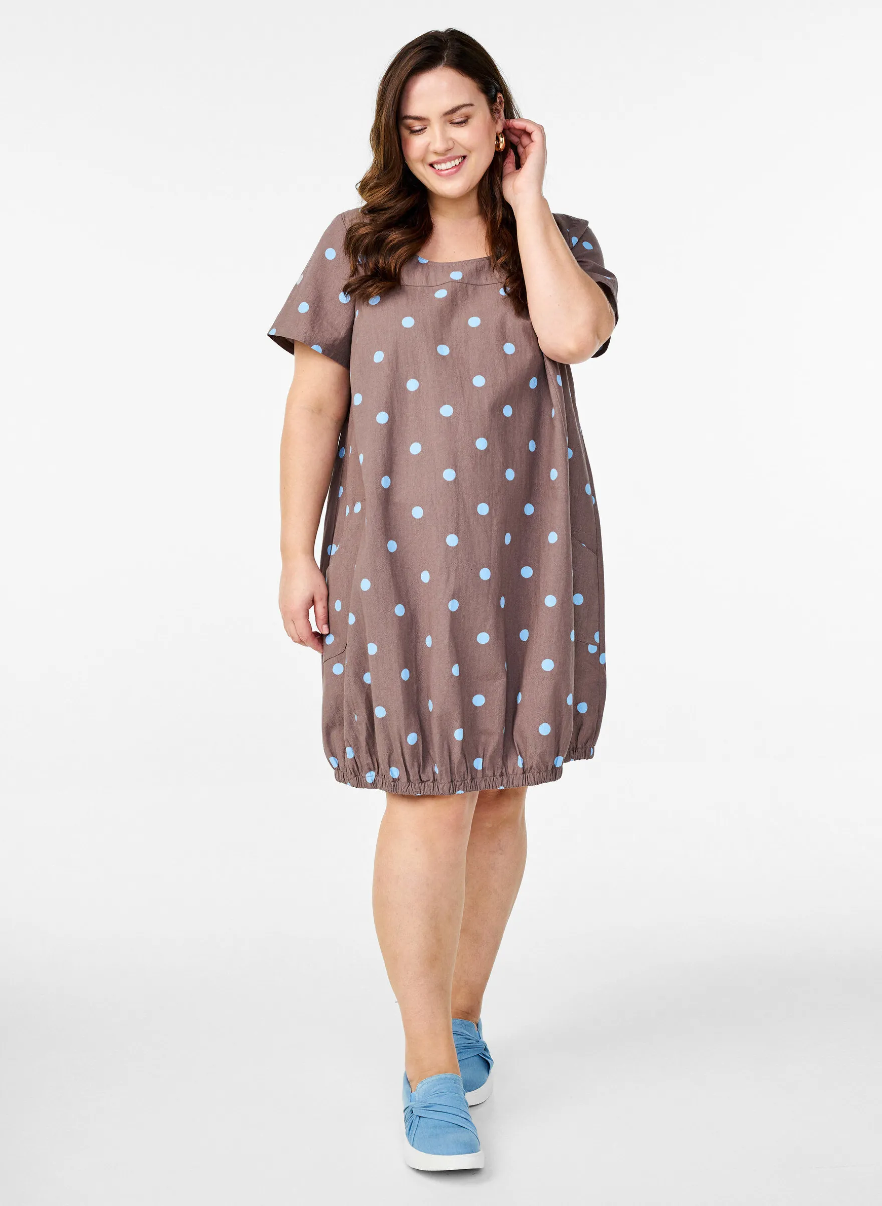 Kurzärmliges Baumwollkleid mit Aufdruck