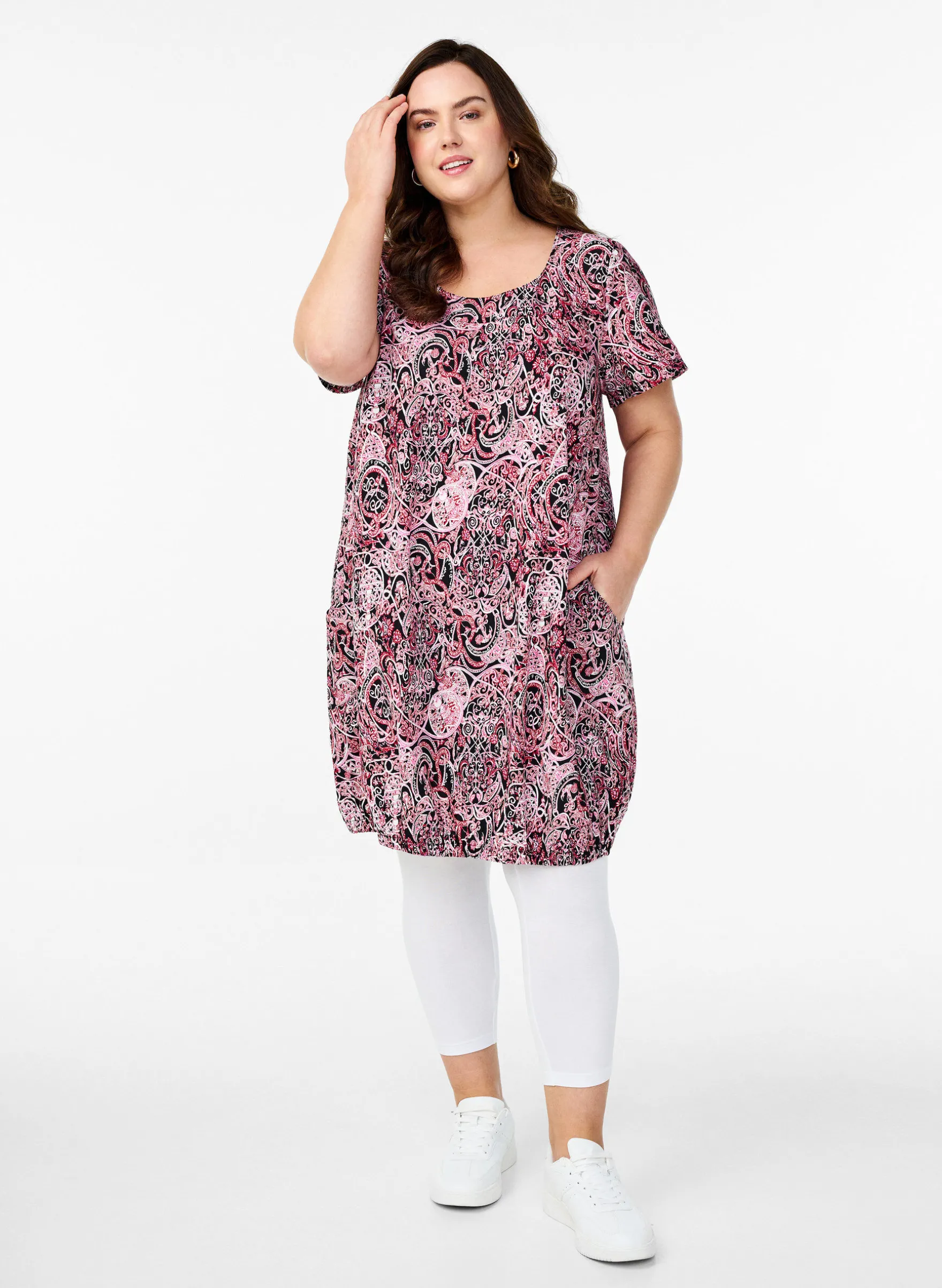 Kurzärmliges Baumwollkleid mit Aufdruck