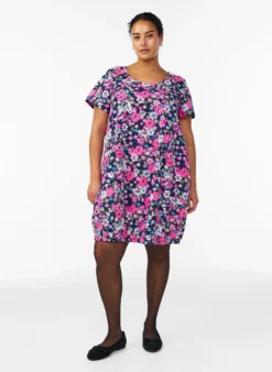 Kurzärmliges Baumwollkleid mit Print