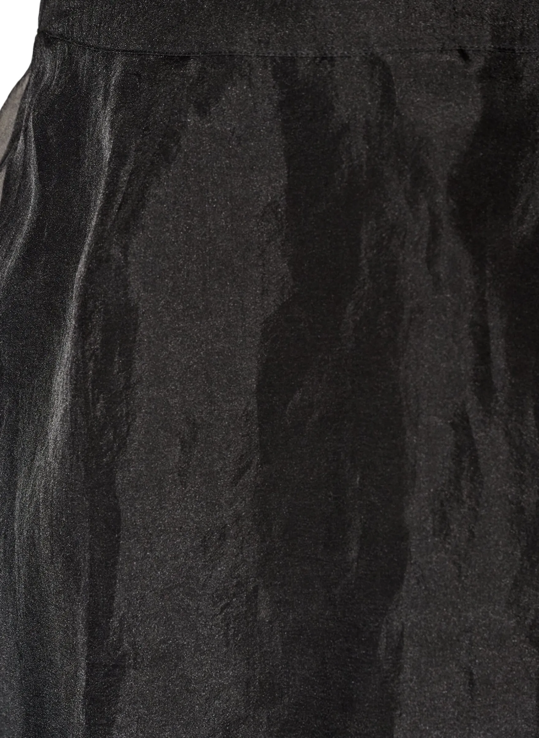 Langer Rock in Organza-Optik
