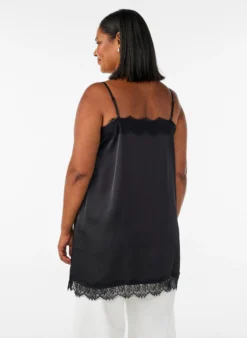 Langes Top aus Satin mit Spitzen