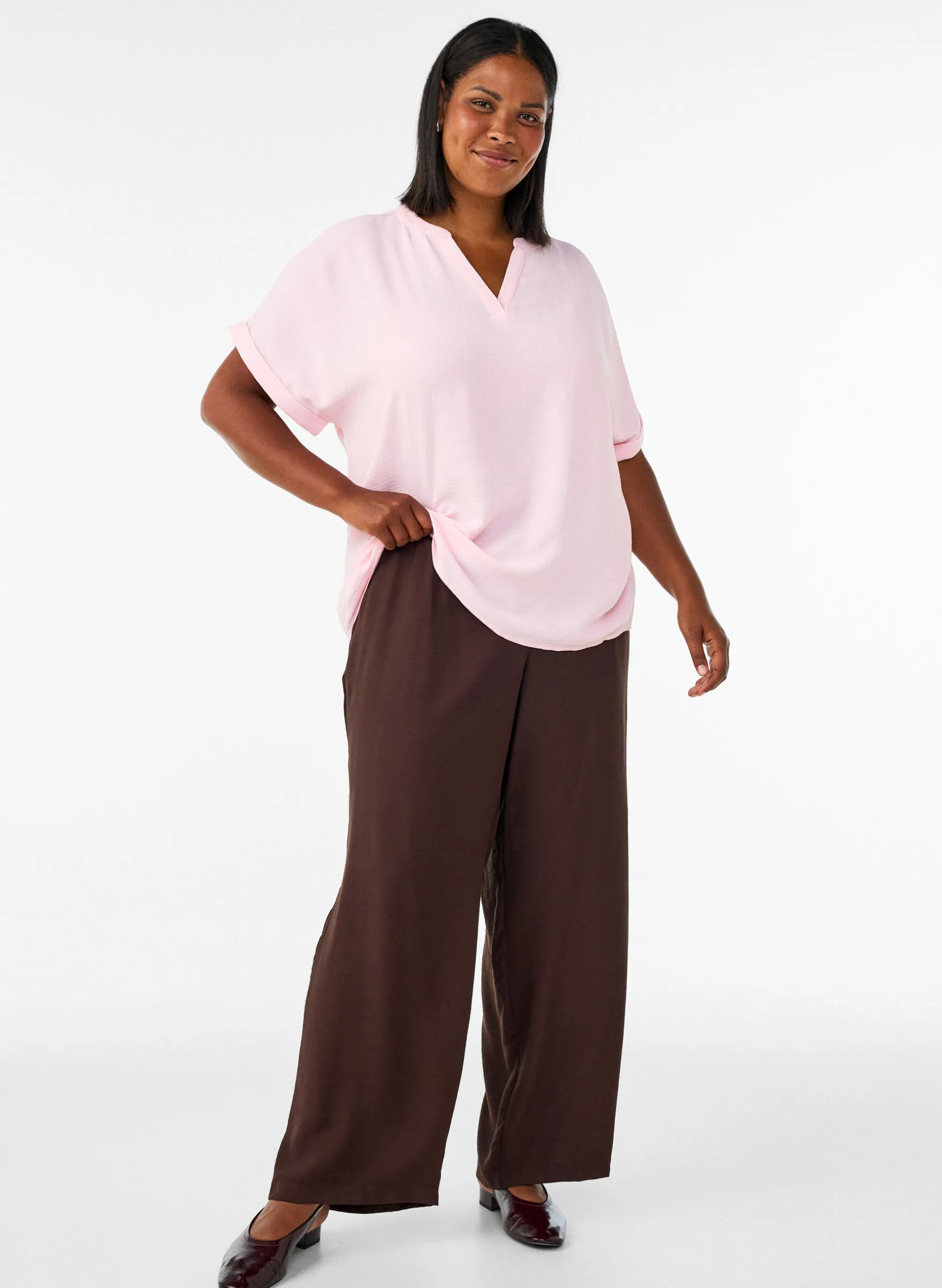 Lockere Bluse mit kurzen Ärmeln