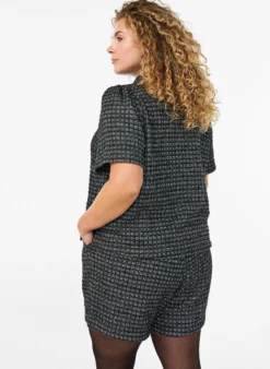 Lockere Bouclé-Shorts mit Taschen