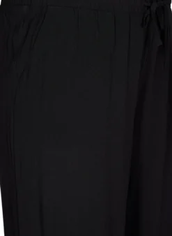 Lockere Viskosehose mit Taschen