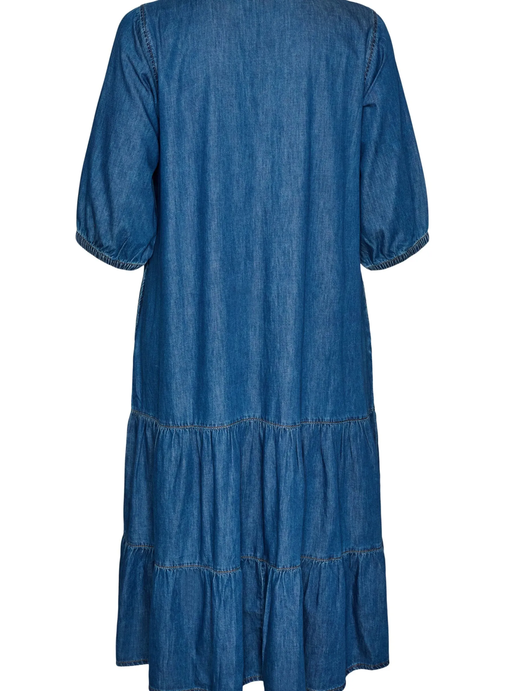 Maxikleid aus Denim mit gerüschten Stufen
