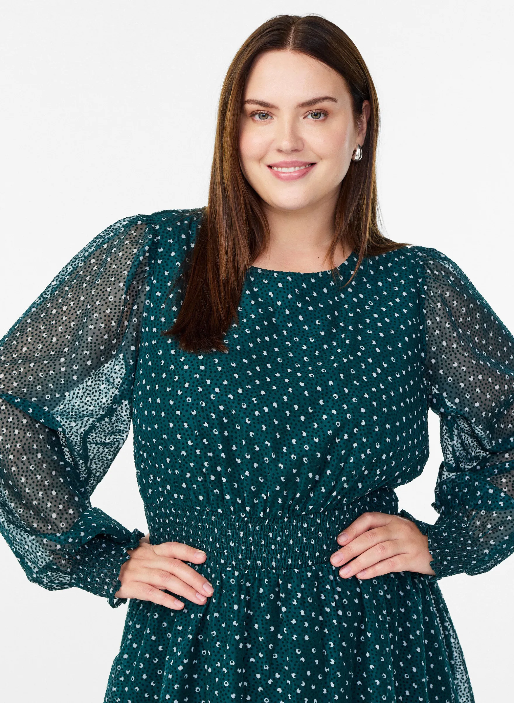 Midikleid aus Chiffon mit Punktmuster
