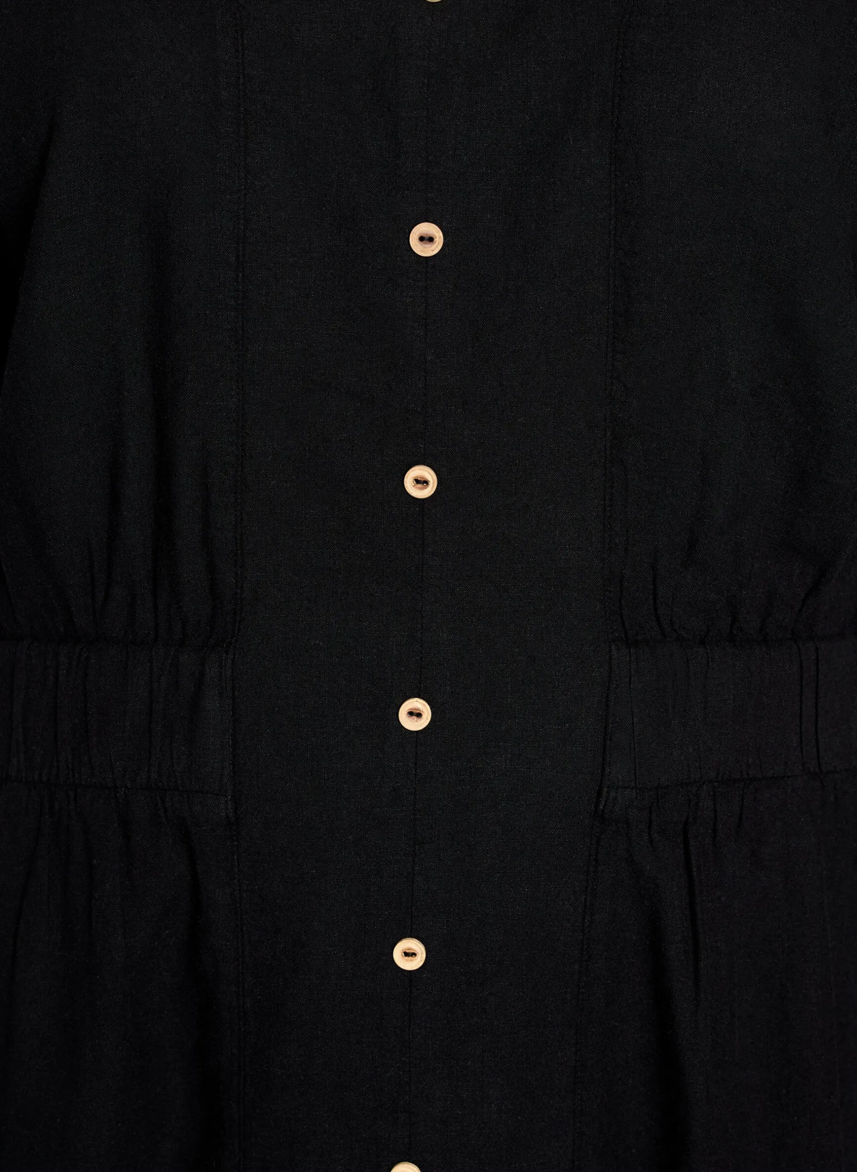 Midikleid aus Leinen und Viskose mit vorderen Schlitzen.