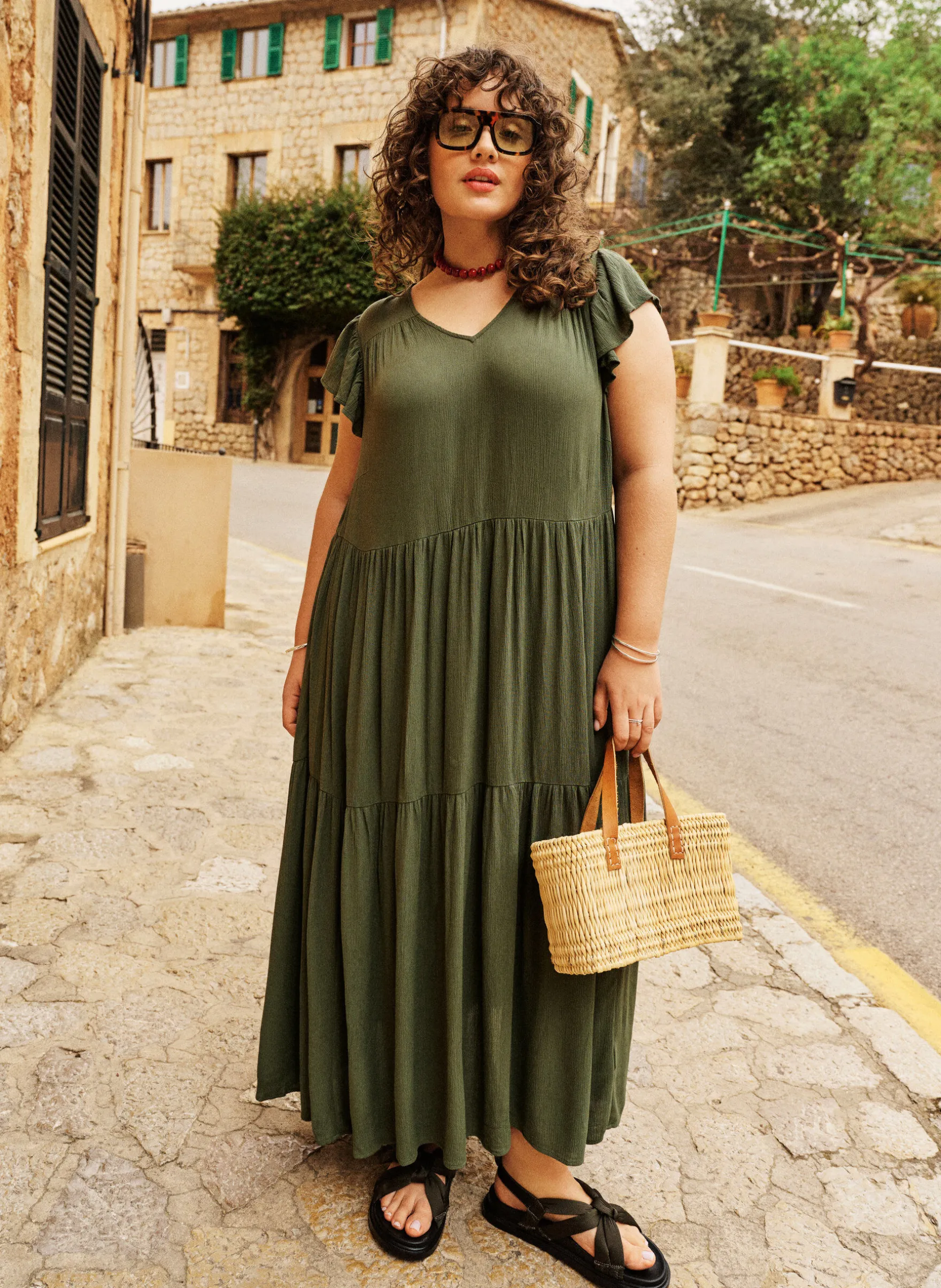 Midikleid aus Viskose mit Rüschenärmeln