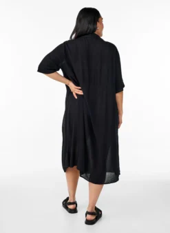 Midikleid mit kurzen Ärmeln