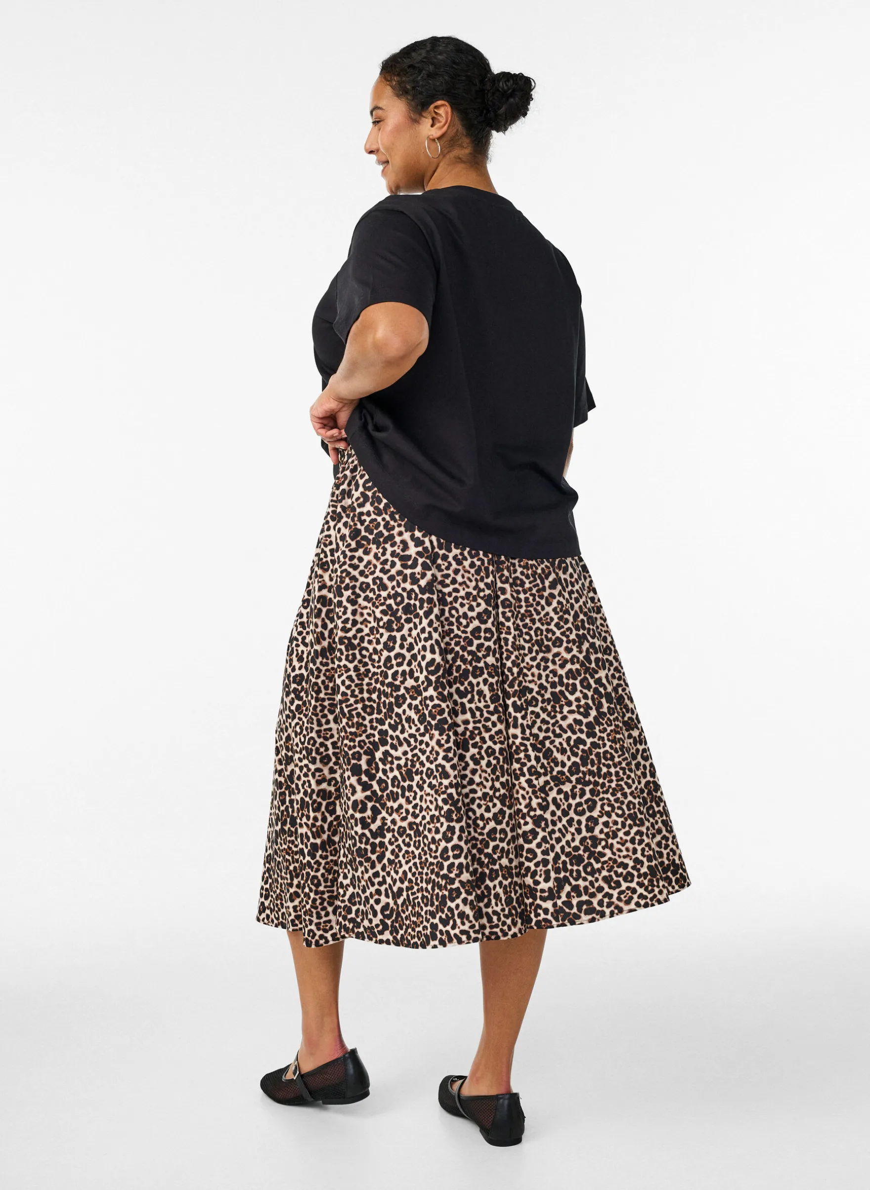 Midi-Rock in A-Linie mit Leo-Print