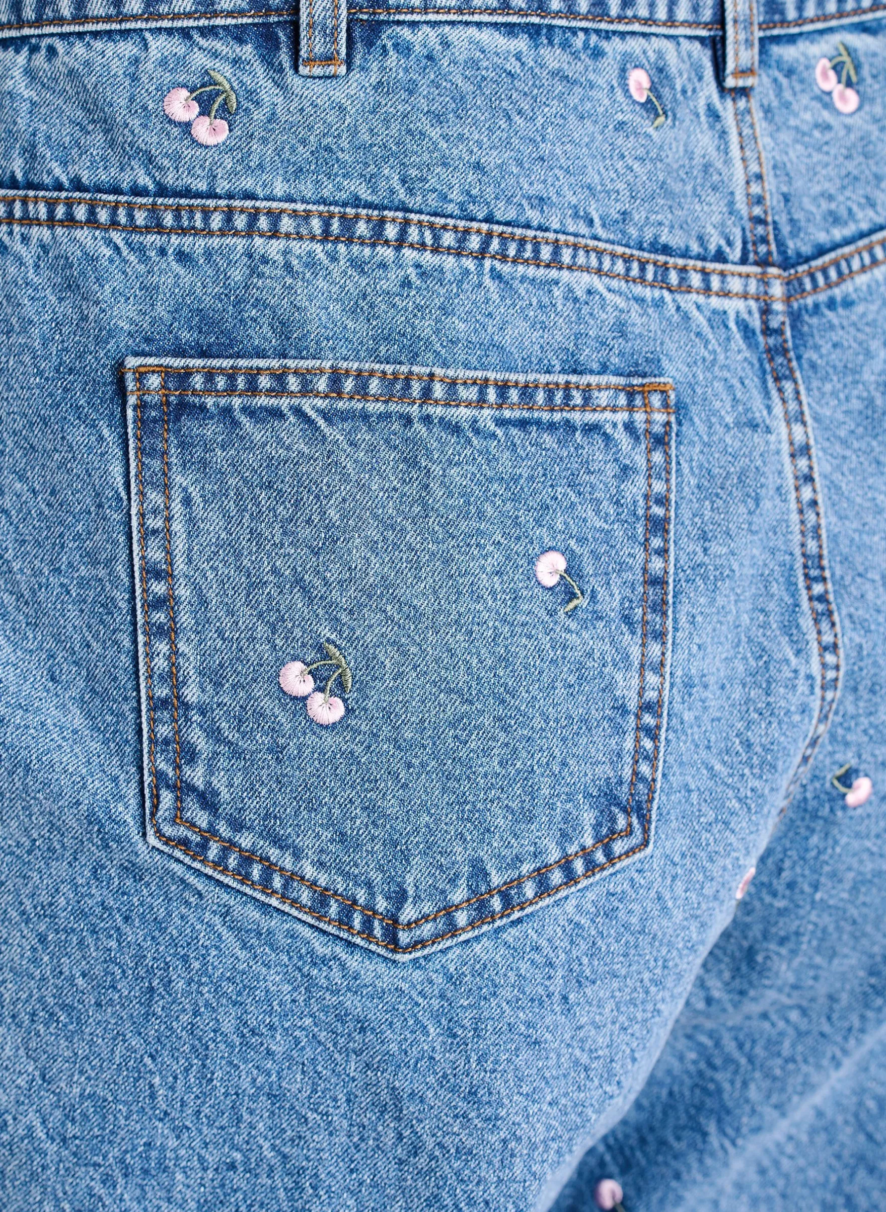 Mille Mom Fit Jeans mit Stickerei