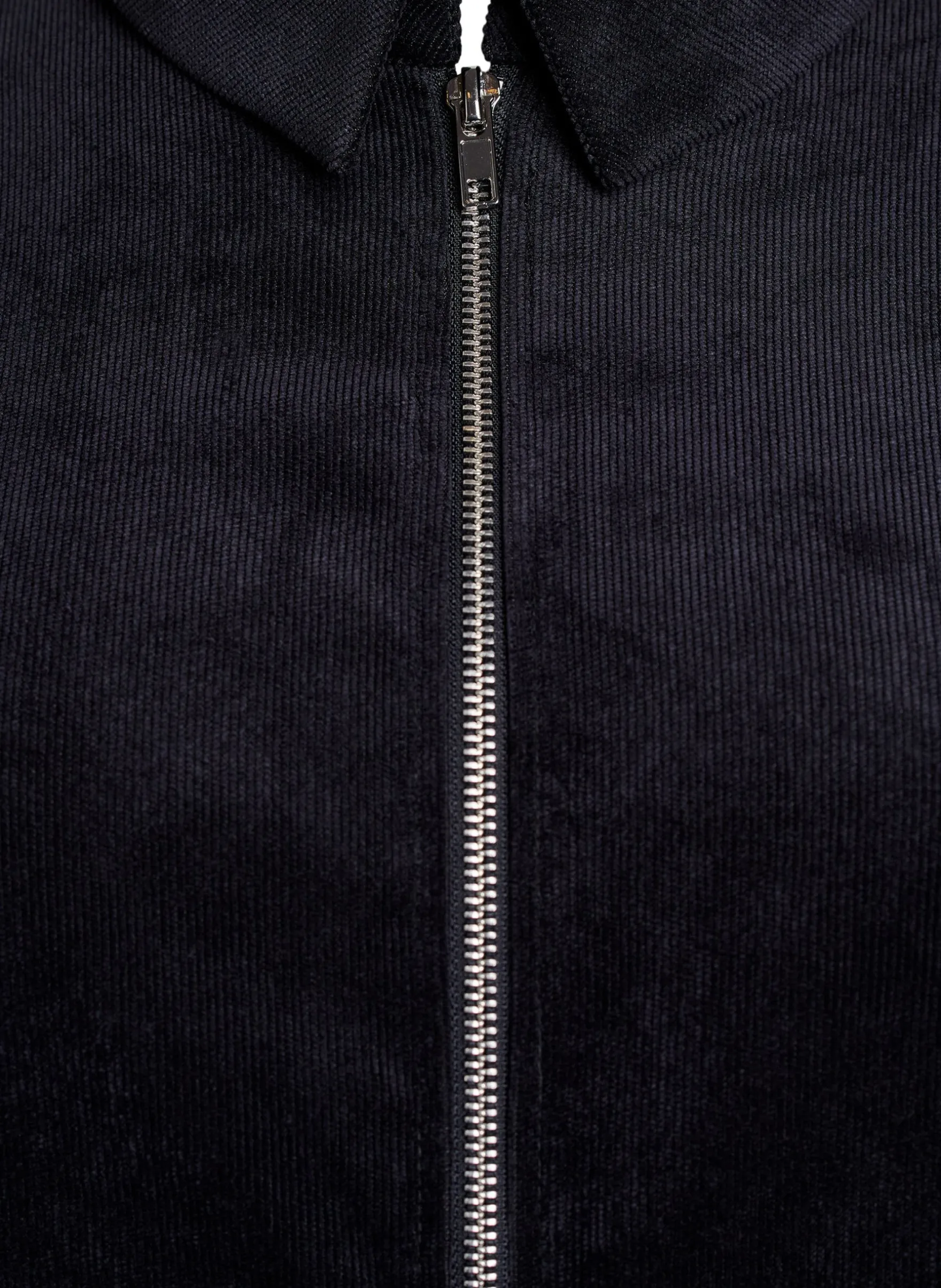 Samtkleid mit Reißverschluss und 3/4-Ärmeln