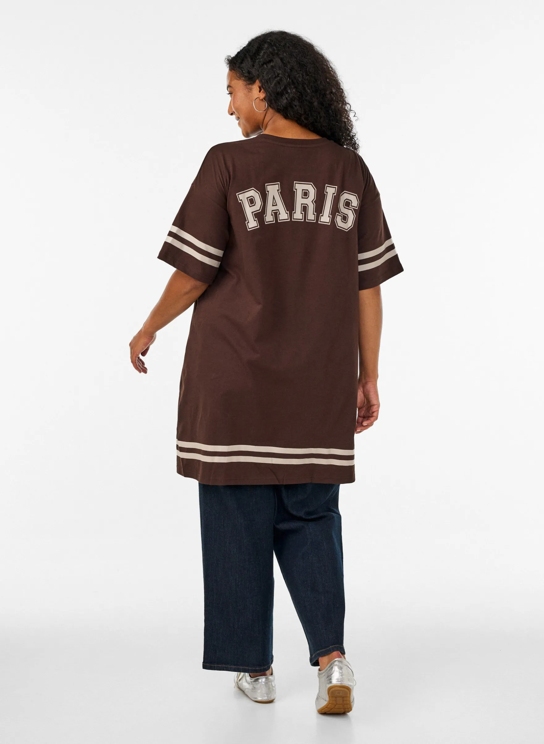 Short t-shirt dress with sporty details