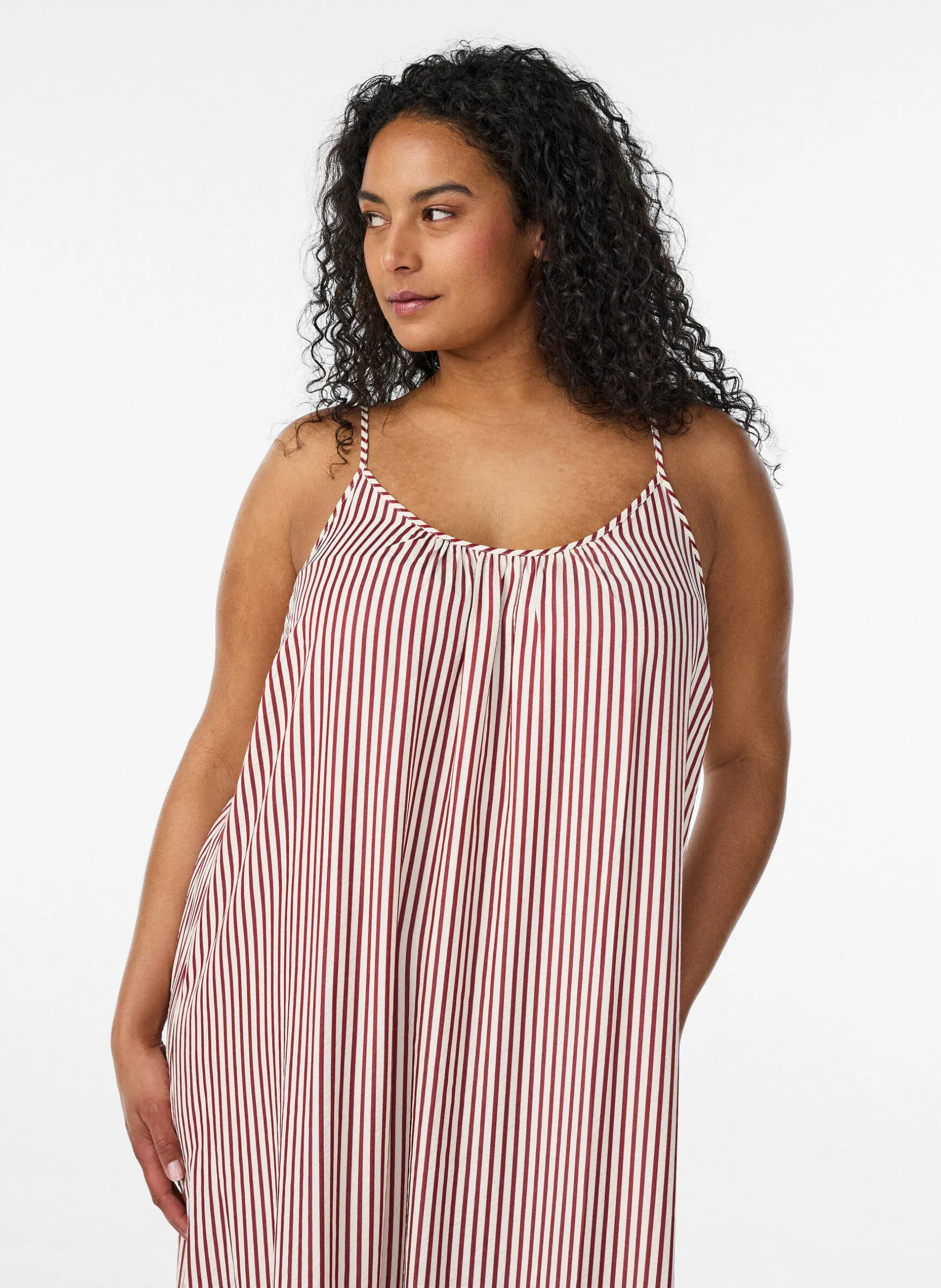 Sommerkleid mit Streifen und A-Linie