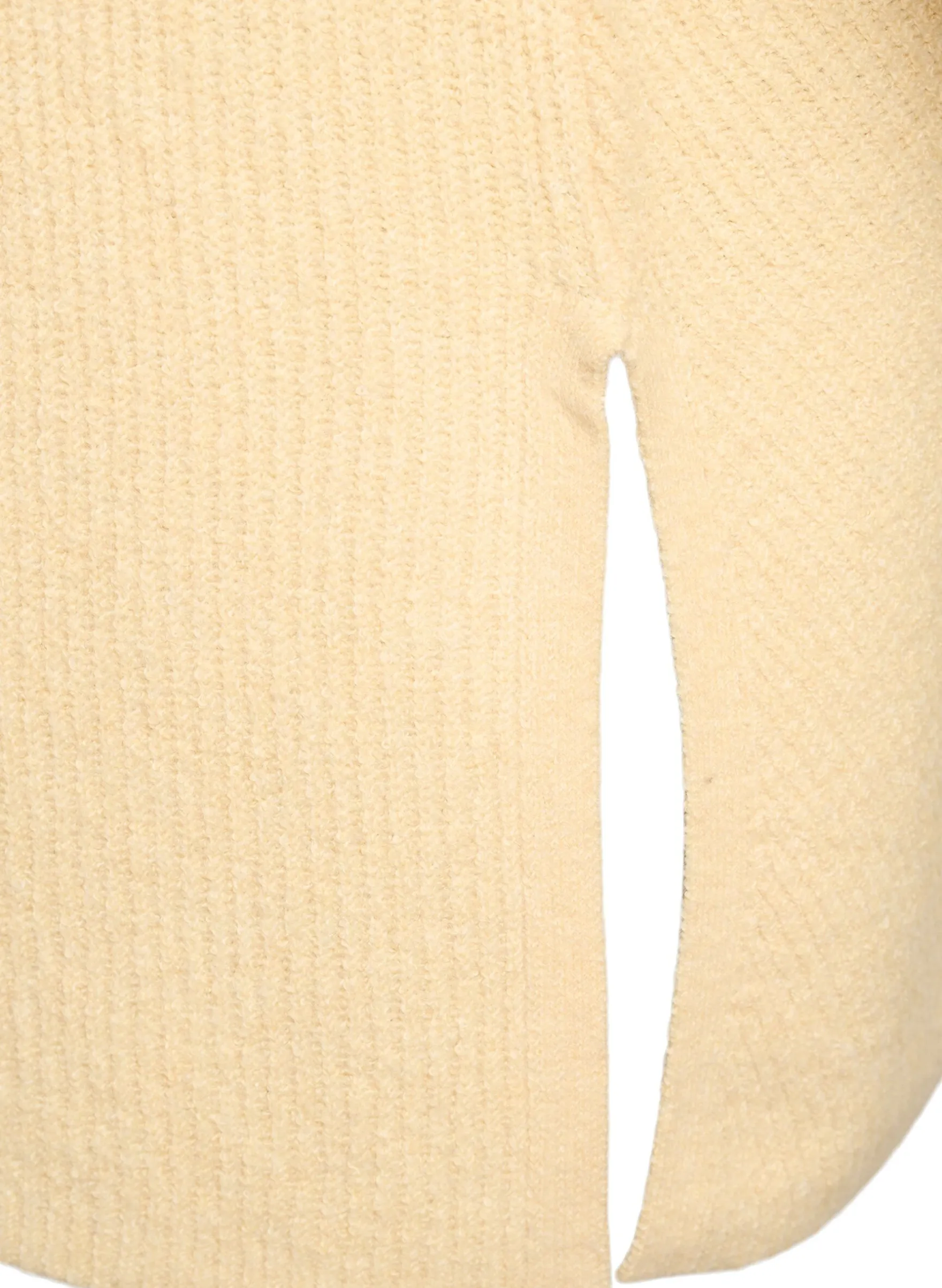 Strickpullover mit diagonalem Muster und Raglanärmeln