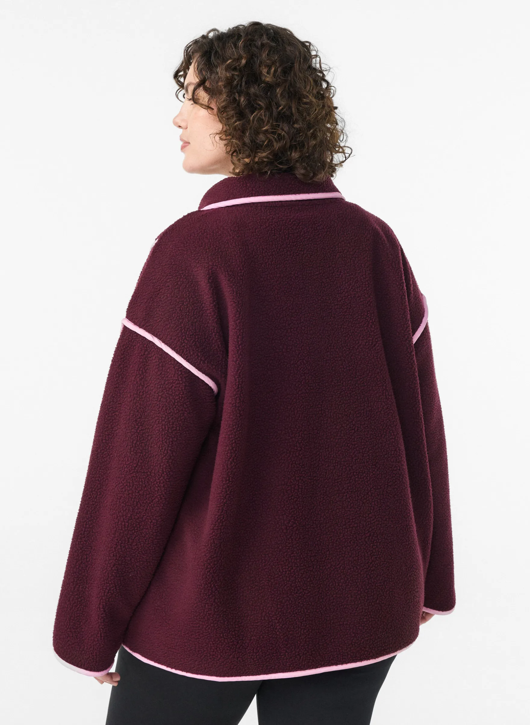 Teddy-Jacke mit Kontrastdetails