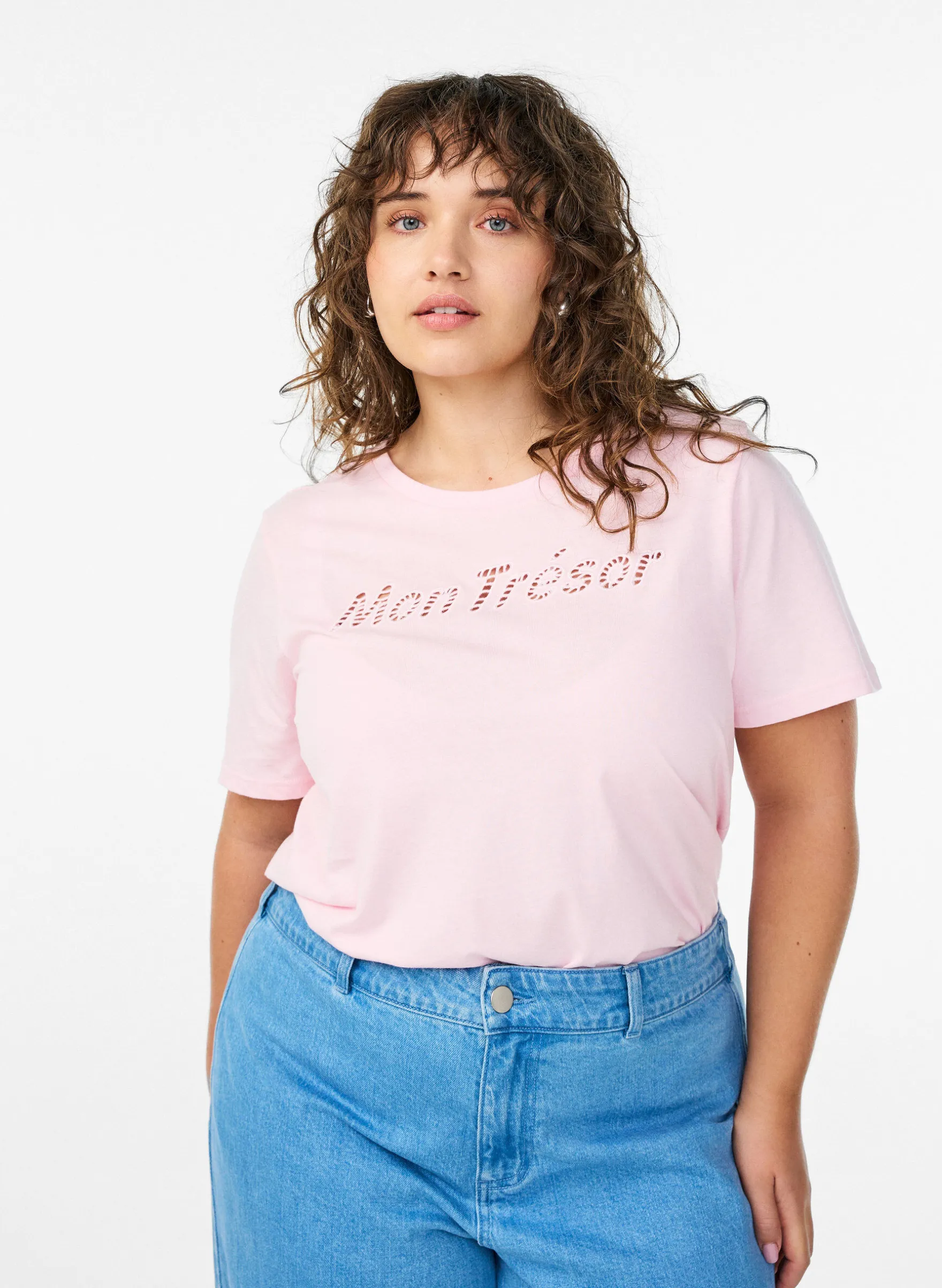 T-Shirt aus Baumwolle mit dekorativem Frontdetail