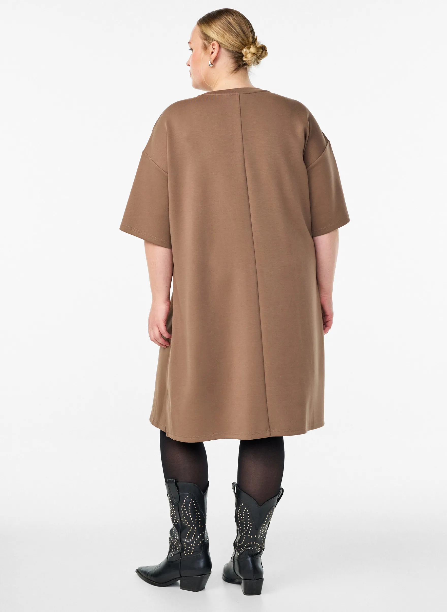 T-Shirt-Kleid aus Jersey mit Seitenschlitzen